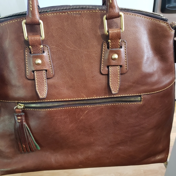 Dooney and Bourke chestnut clayton - Picture 2 of 16